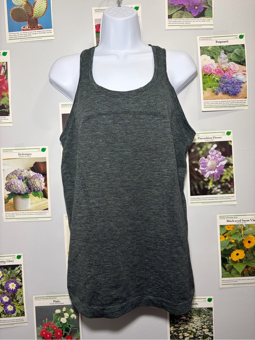 Women's Performance Tank Top - Heather Charcoal